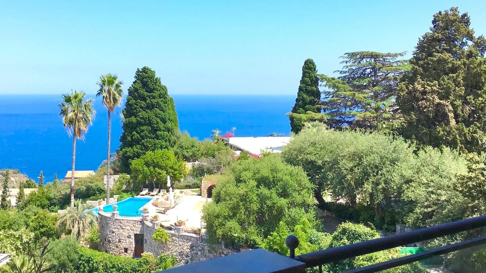 Panoramic Residence Taormina Seaview Apartment Pool